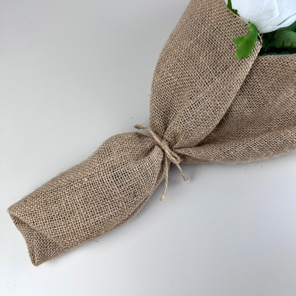 Daisy & Eucalyptus Hessian Bouquet 50cm – HG Living Co